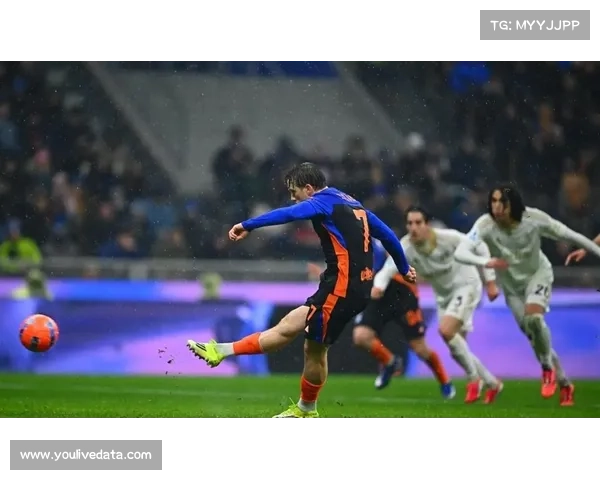 国米5-0大胜萨索洛,迪马尔科助攻戴帽劳塔罗跻身队史前三 国米5-0大胜萨索洛,迪马尔科助攻戴帽劳塔罗跻身队史前三